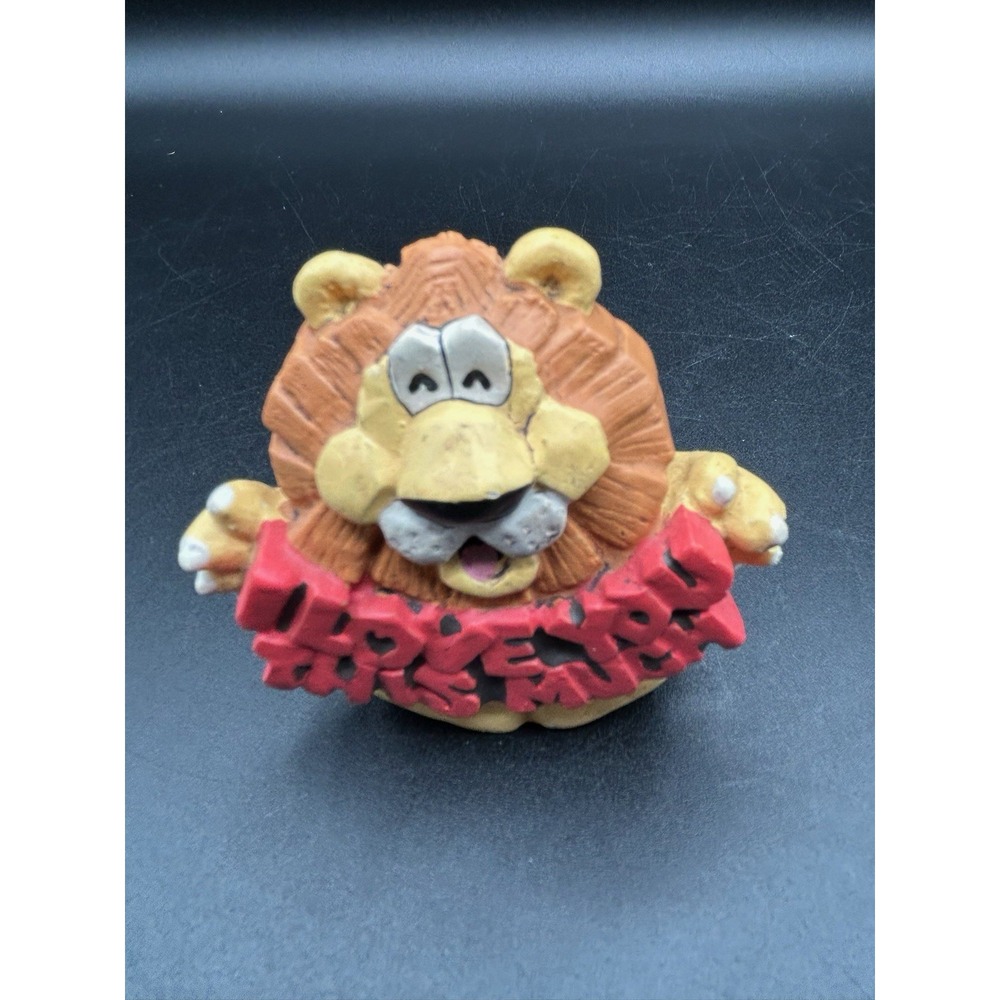 VTG Russ Berrie & Company "l Love You This Much" Lion
